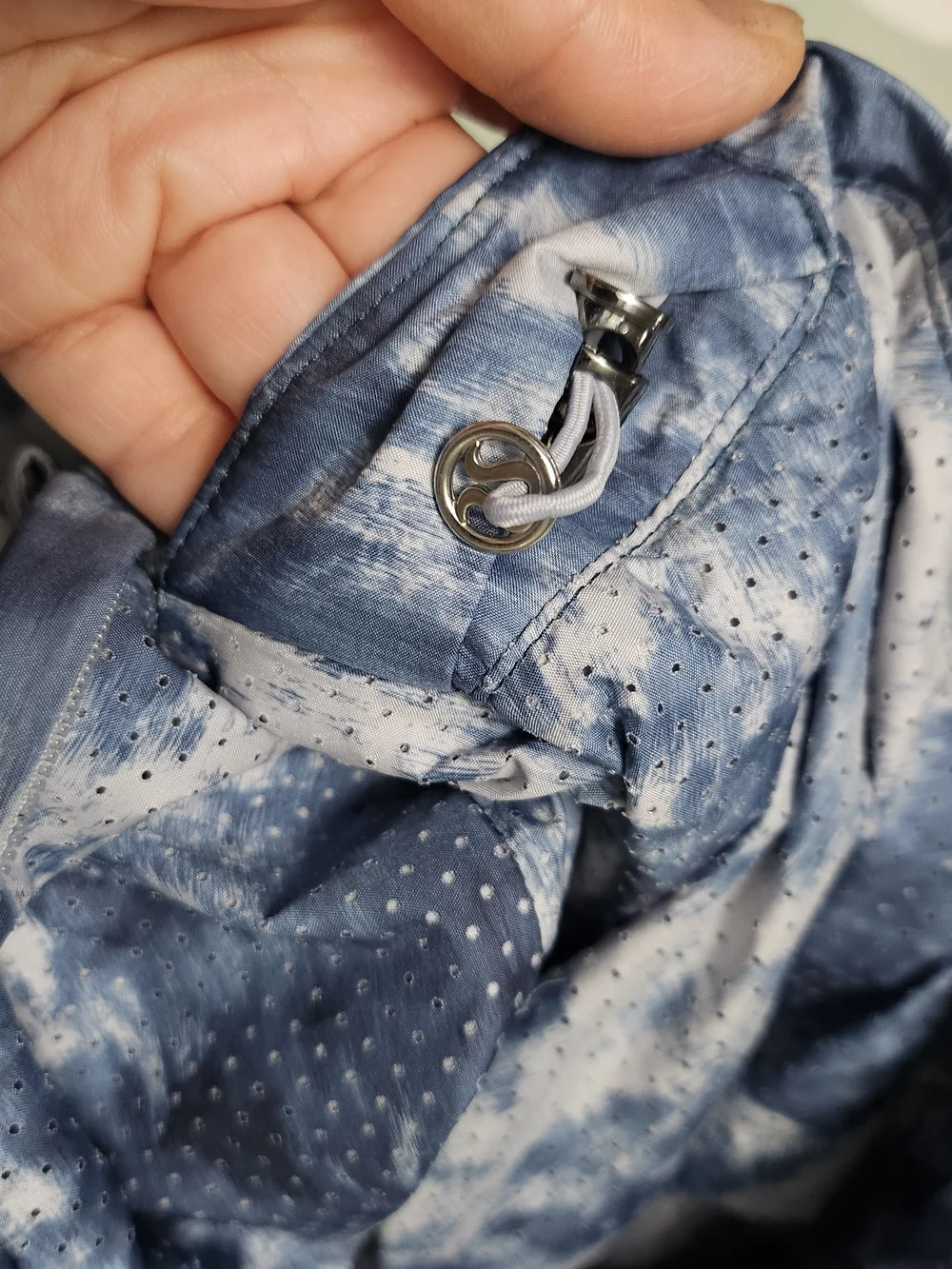 Lululemon Blue Tie-Dye Hooded Rain Jacket